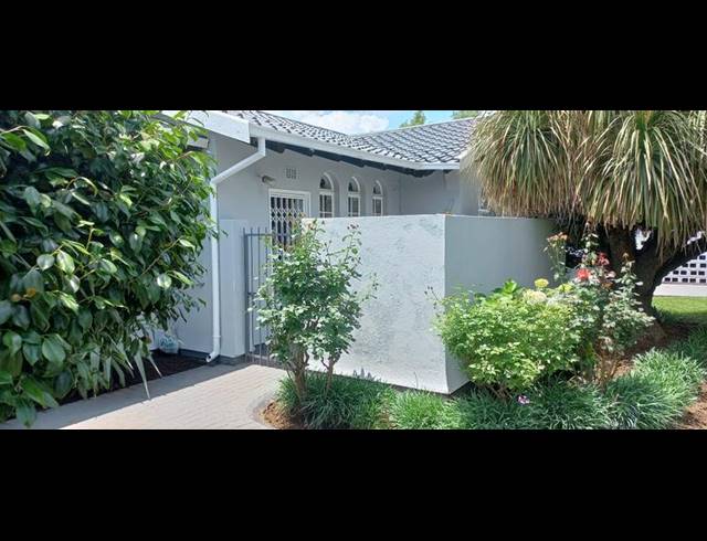 3 BEDROOM HOUSE FOR SALE IN VAALPARK